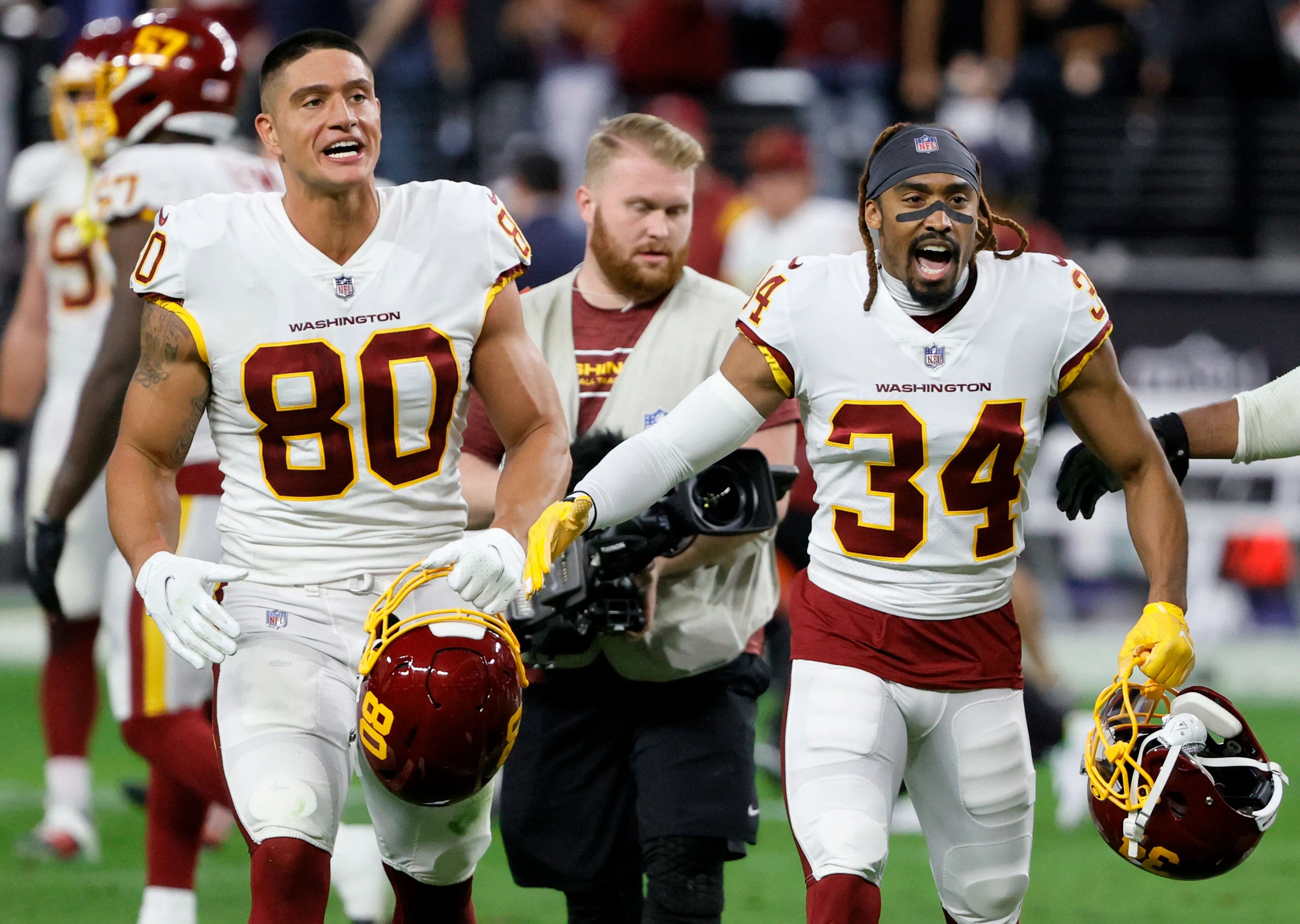 Durante su carrera por la NFL, Reyes jugó por Washington Football Team celebrate. (Photo by Ethan Miller/Getty Images)