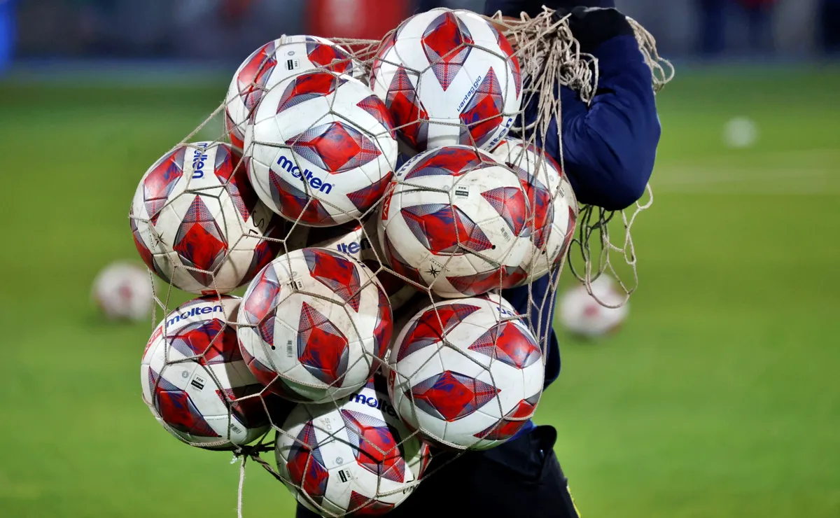 DT despedido en la Primera B tras tres fechas