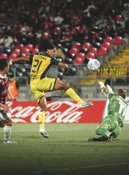 La lucida definición de Pastenes ante Campestrini. (Foto: San Luis de Quillota).