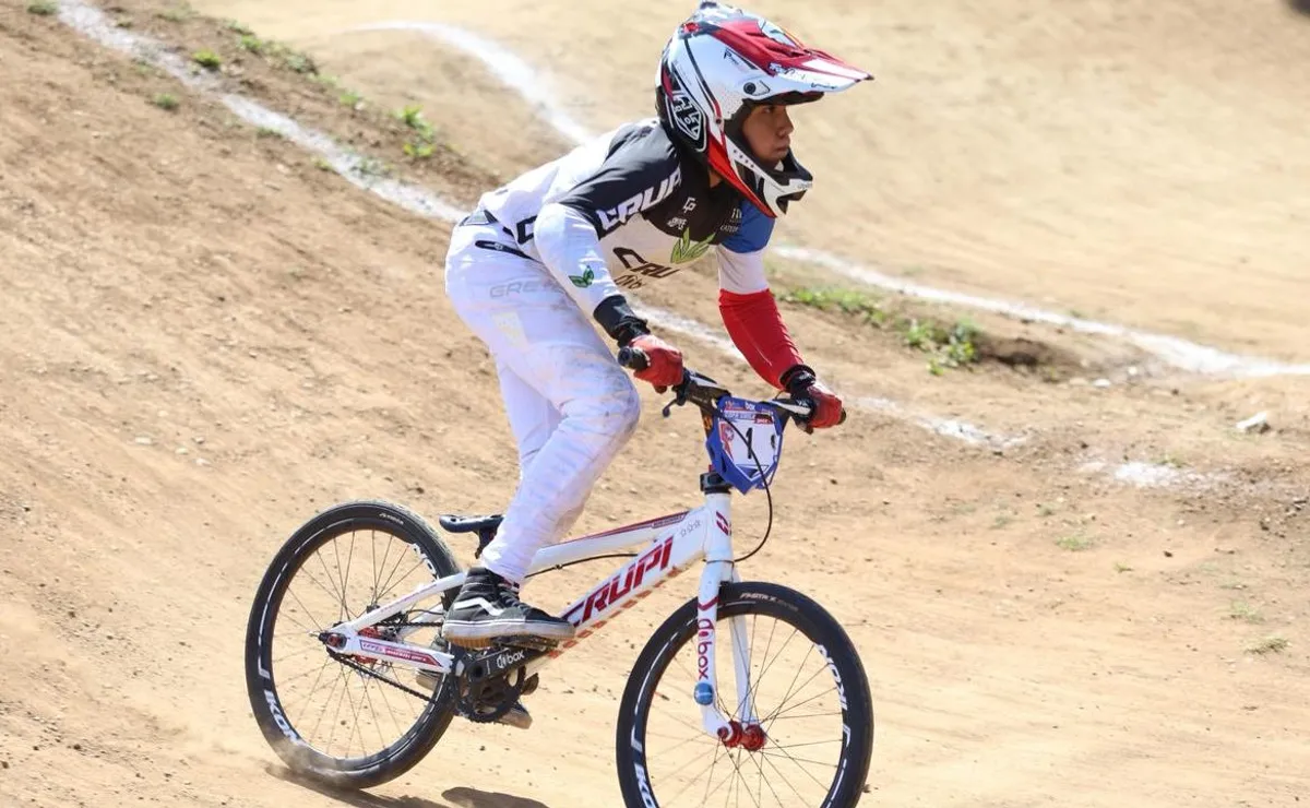 David Valenzuela, bicampeón nacional de BMX Race a los 11 años