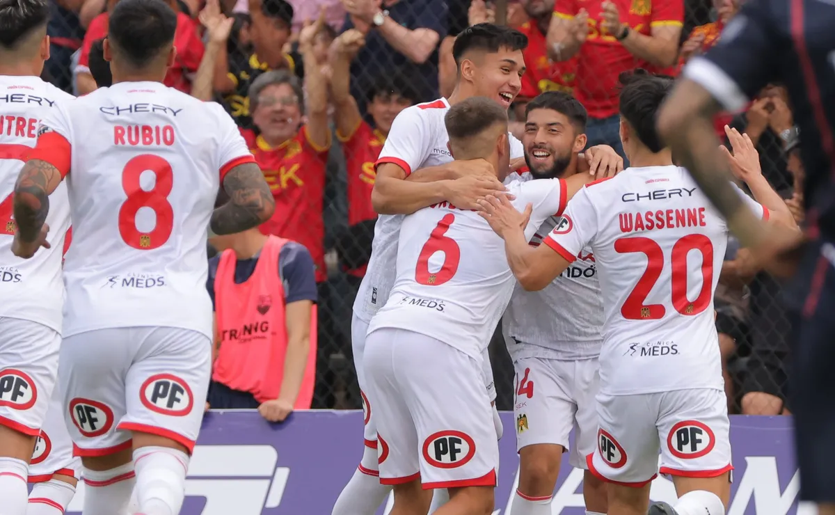 Unión Española ficha refuerzo desde UdeC