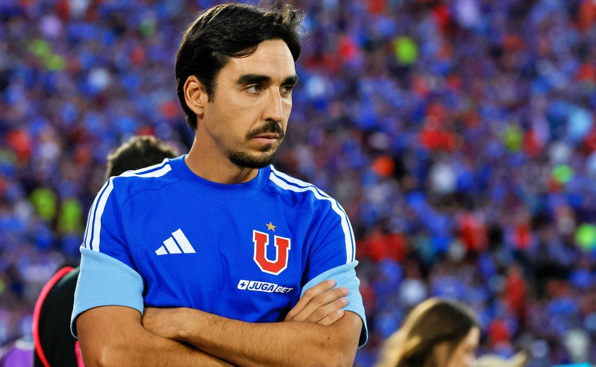 ¿Sombra para “Paqui”? El DT que ronda por el Estadio Nacional en mal presente de la U