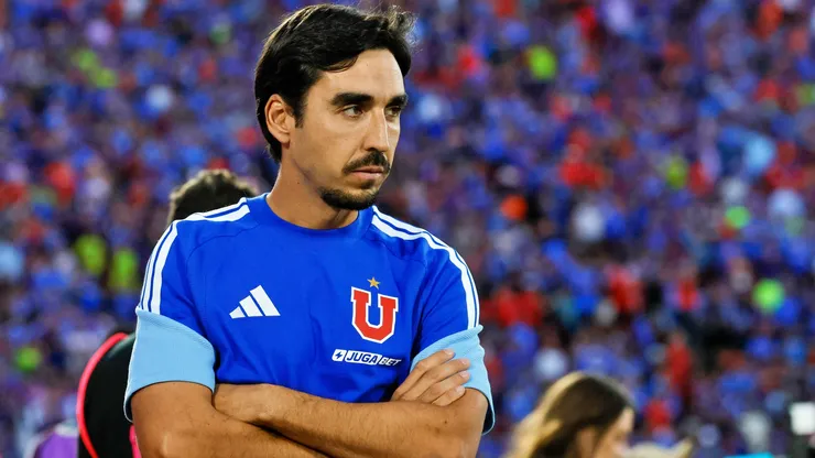 Francisco Meneghini, cuestionadísimo como técnico en U de Chile.