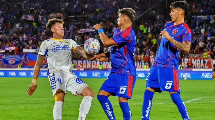 La mano de Pablo Parra que no se cobró como penal para la U.