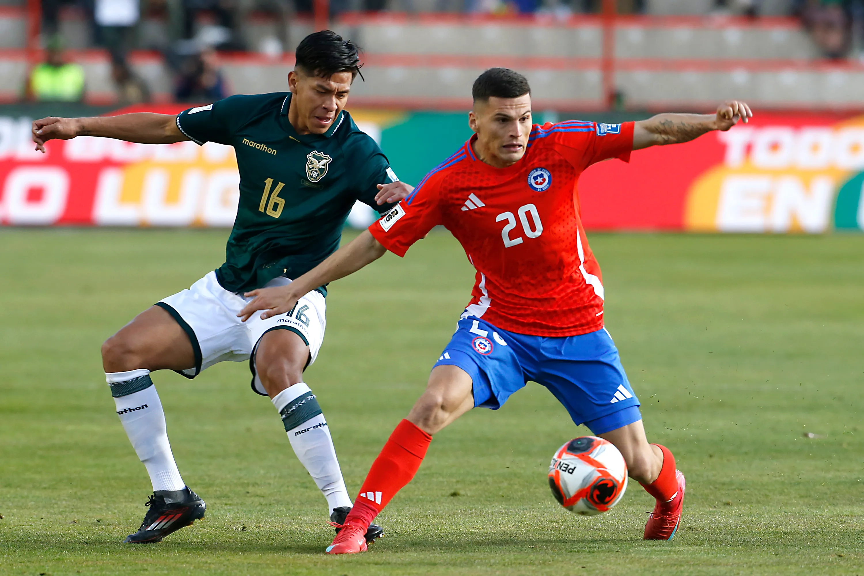 Tras consagrarse en el Bolivar de su país, Ervin Vaca, jugará el repechaje mundialista con Bolivia. (Foto: Gaston Brito Miserocchi/Getty Images)