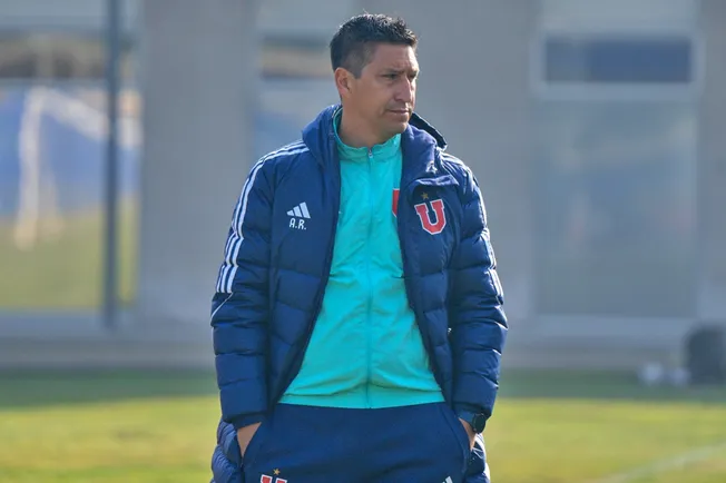 Adrián Rojas, hoy técnico de la Sub 17 de la U (Kenny Palma/Emisora Bullanguera)