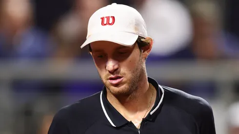 Nicolás Jarry vive un duro momento.
