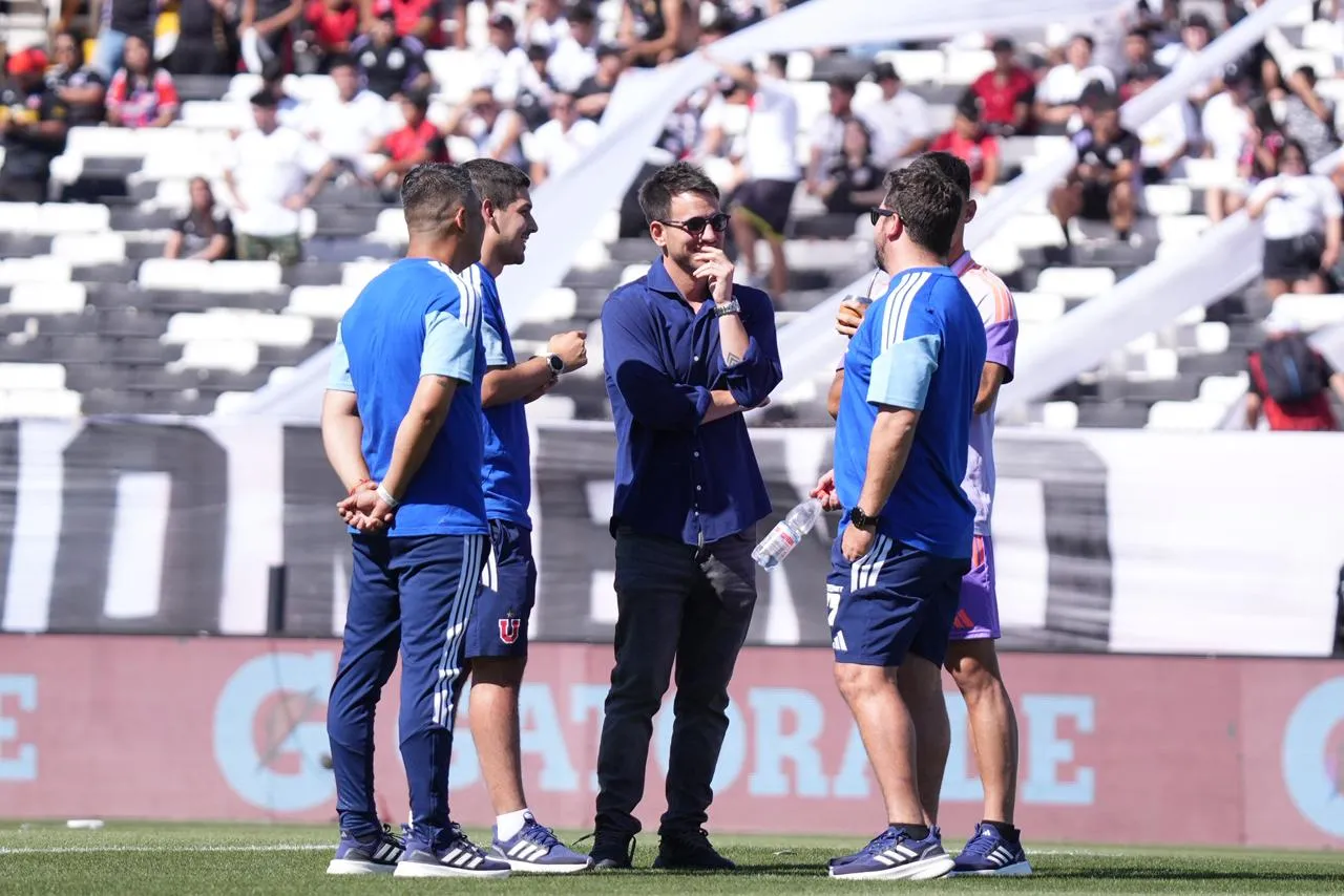 Manuel Iturra fue parte del staff de Gustavo Álvarez y Paqui Meneghini en la U. Foto: Emisora Bullanguera.