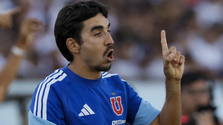 Francisco Meneghini se va de la U entrando a un grupo de históricos.