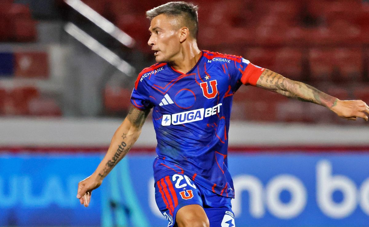 U de Chile se preocupa: Revelan el plazo de recuperación para Charles Aránguiz