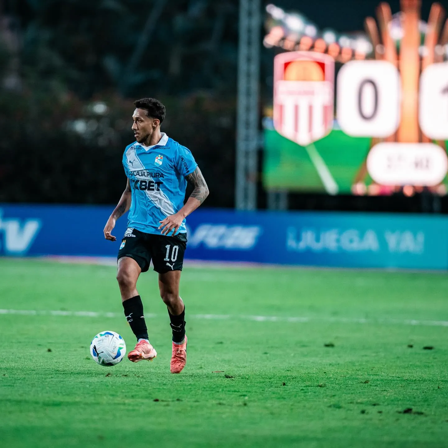 Christopher Gonzáles vivió la pesadilla de Mayer Candelo y la U ante Colo Colo en 2006, pero en Copa Libertadores. Foto: Sporting Cristal.