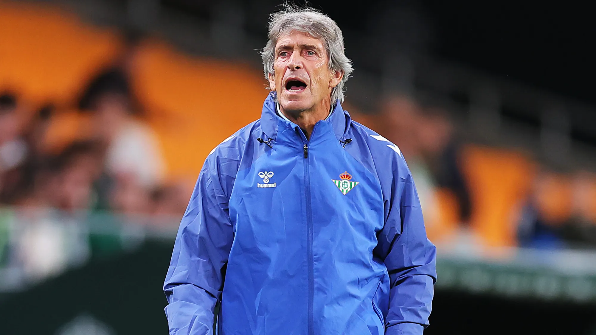 Manuel Pellegrini arremetió y con todo contra los críticos del Betis. Foto: Getty Images.