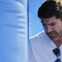 "Práctica habitual": hacen trizas a Salas por trato a lesionados en Temuco