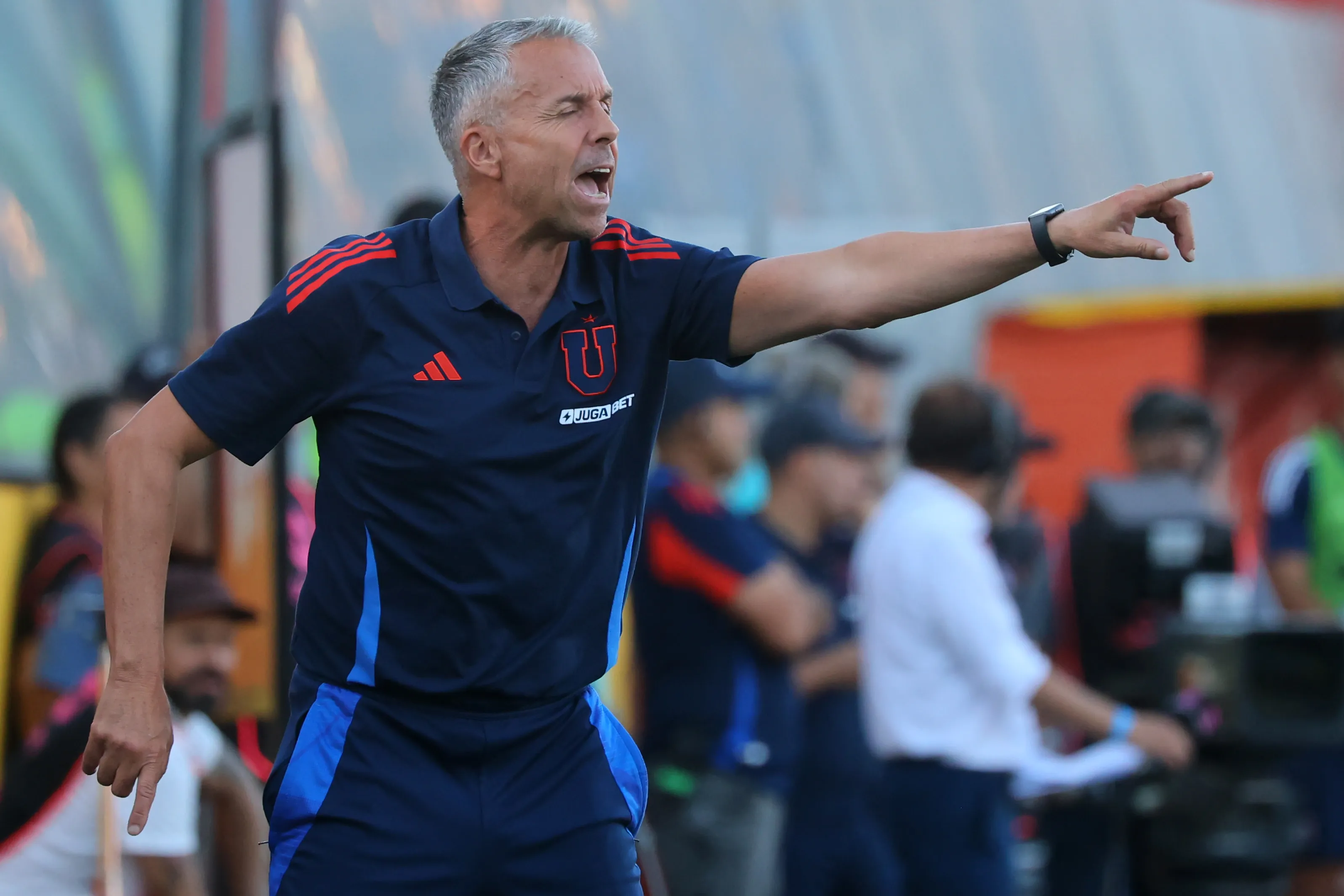 Gustavo Álvarez es el DT que más tiempo ha durado en Universidad de Chile en la última década. | Foto: Photosport.