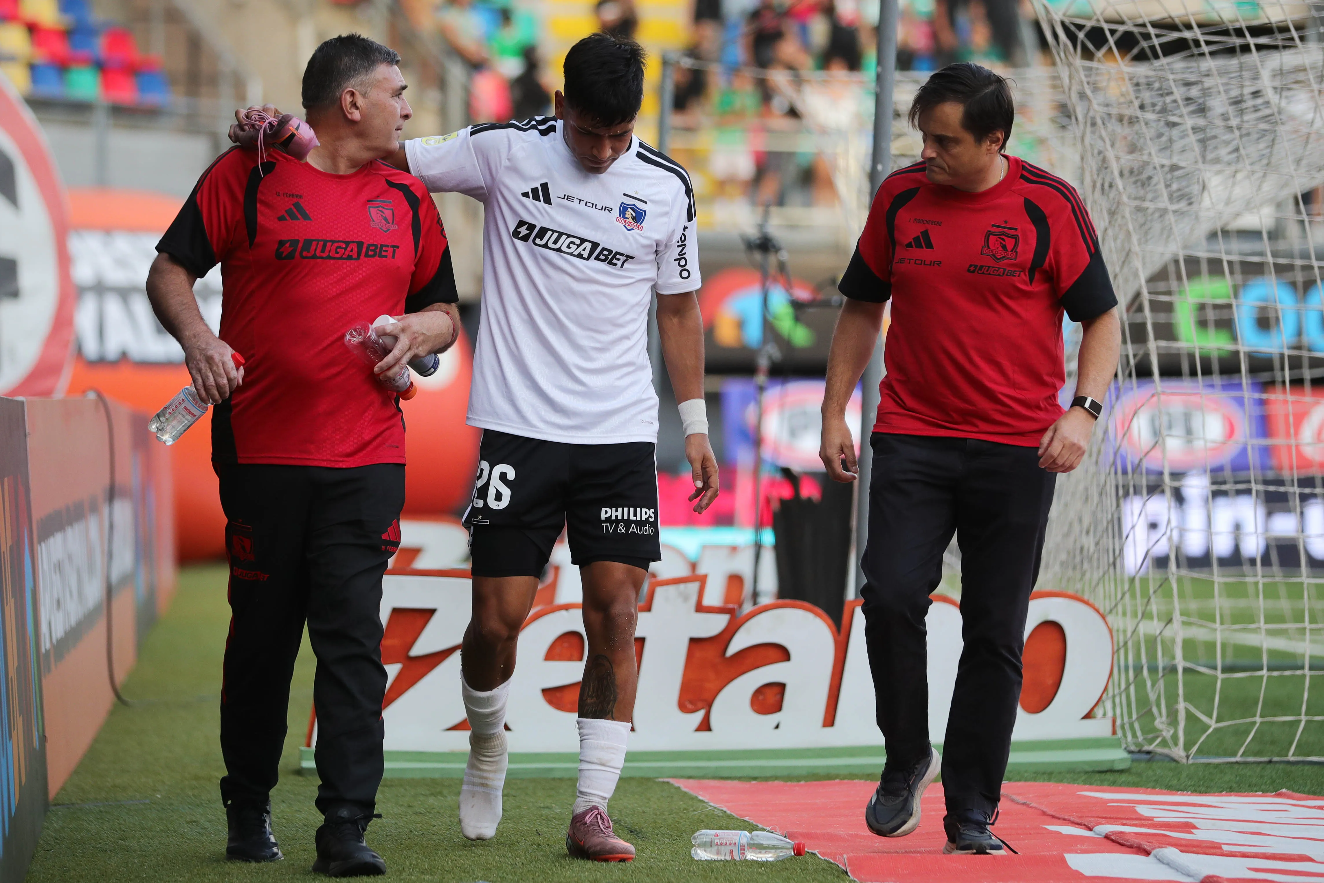 Diego Ulloa sigue en duda en Colo Colo luego de su lesión contra Audax. Foto: Photosport.