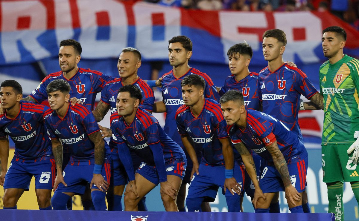 ¡Cambios! La primera formación de Jhon Valladares para acabar con la crisis de la U