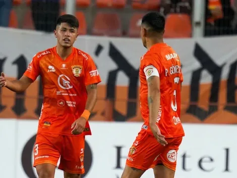 Debutó con 17, jugó con su padre y ahora recibe oferta del extranjero