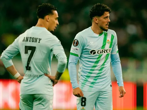 Betis sufre una dolorosa derrota y se enreda su futuro en la Europa League