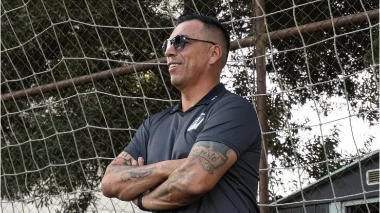 Esteban Paredes dirige a la micro del Morning.