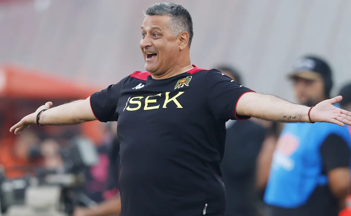 Ronald Fuentes analiza Unión Española antes de su llegada