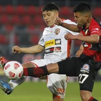 Se formó en Colo Colo, jugó en la Roja y ahora ficha en club amateur