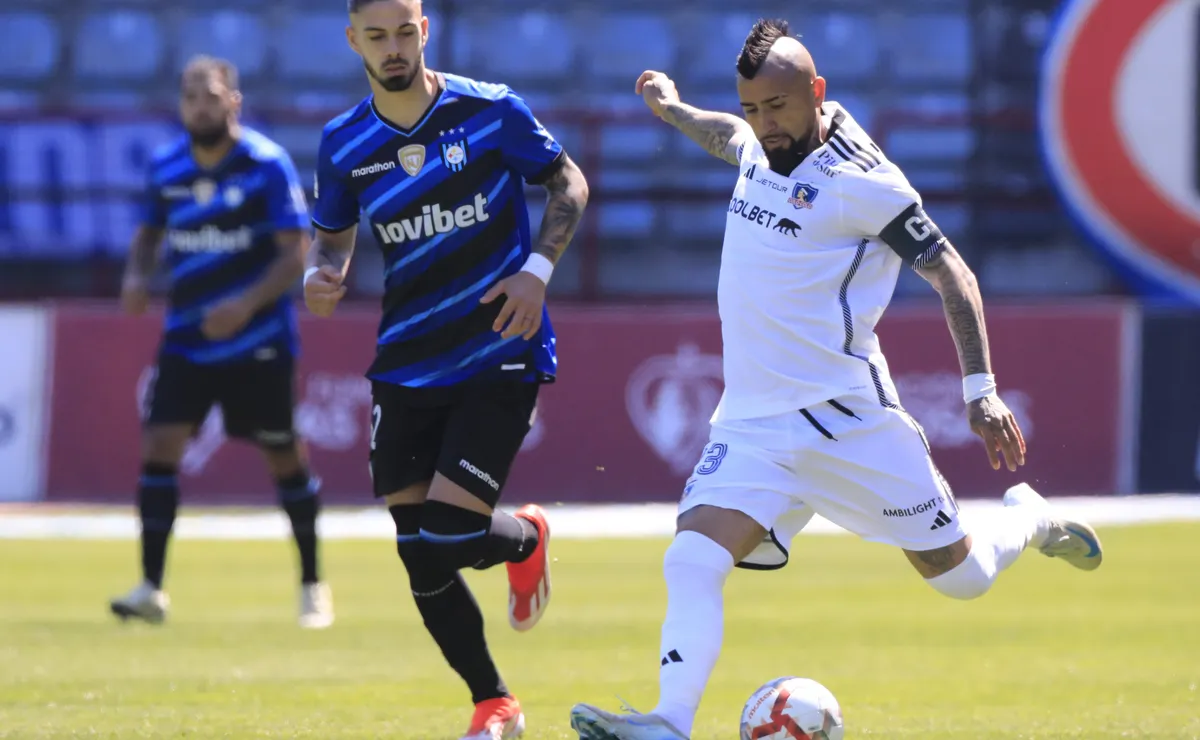 Colo Colo vs. Huachipato en Liga de Primera por TNT Colo Colo vs. Huachipato en Liga de Primera por TNT