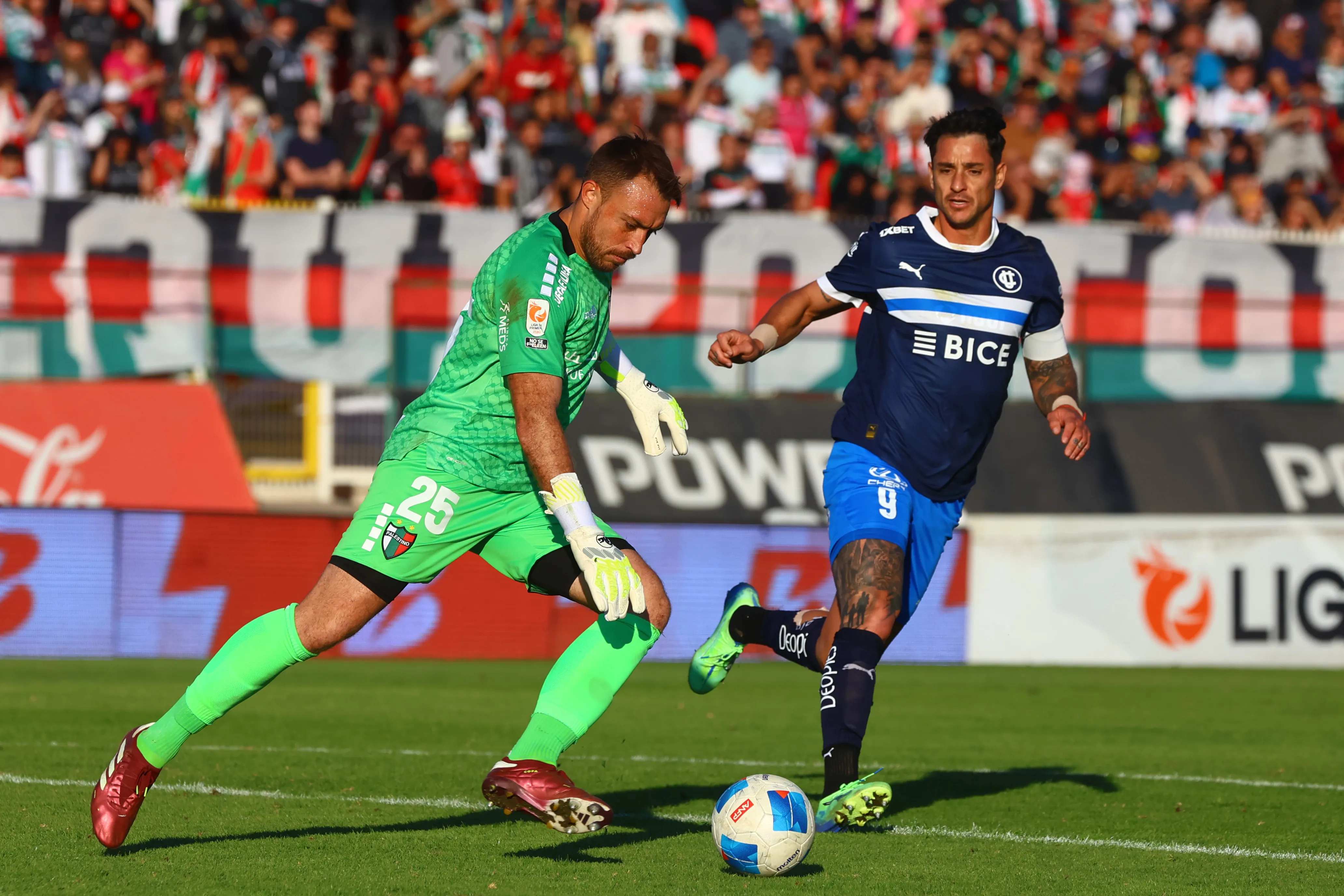 Sebastián Pérez optó por irse de Universidad Católica porque lo iban a cortar. Foto: Photosport.