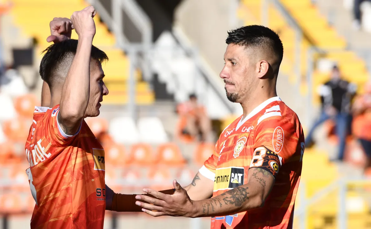 Capitán de Cobreloa critica arbitraje tras expulsión de Insaurralde vs Iquique Capitán de Cobreloa critica arbitraje tras expulsión de Insaurralde vs Iquique
