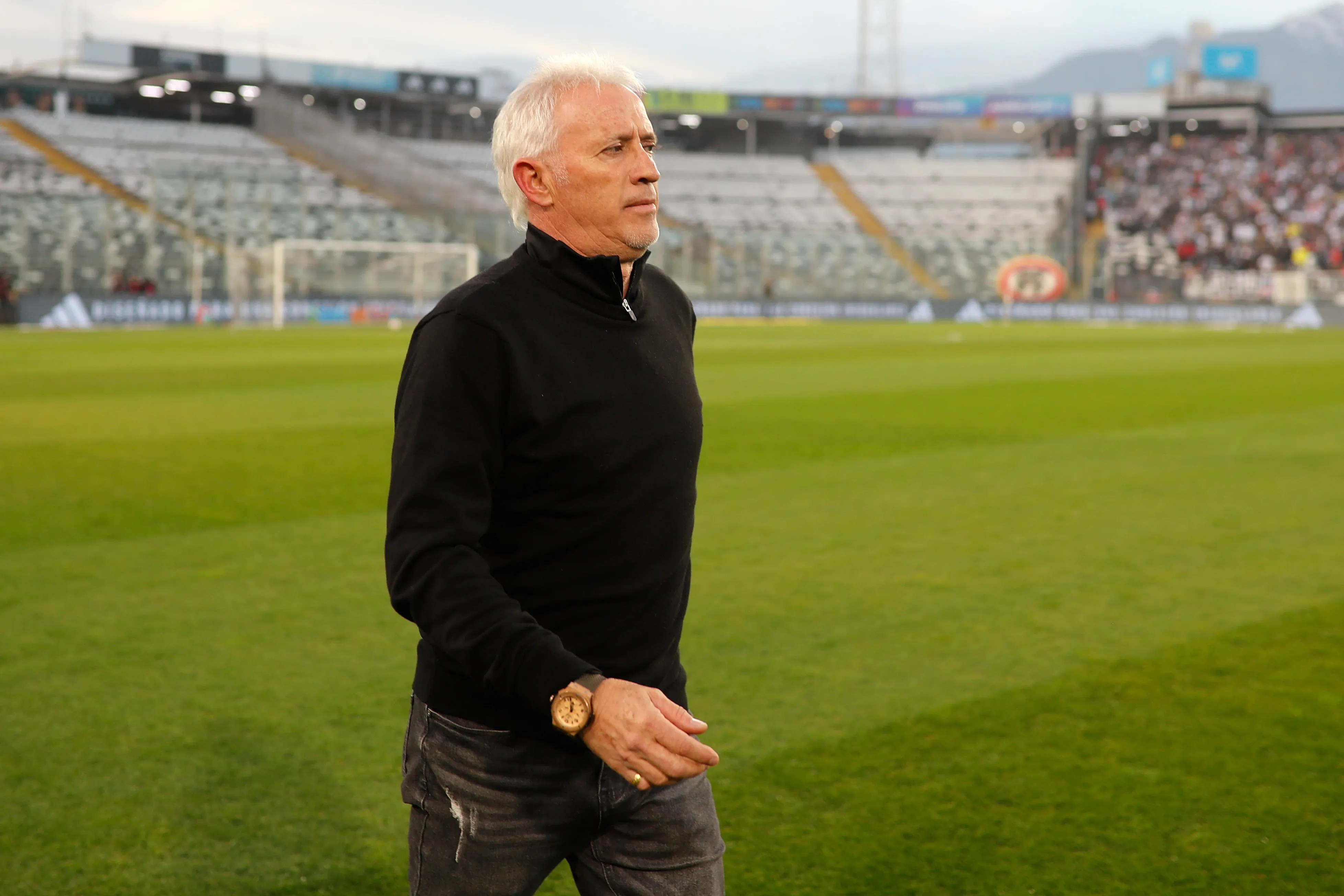 Ivo Basay recordó una fuerte pelea en el Monumental. Foto: Felipe Zanca /Photosport