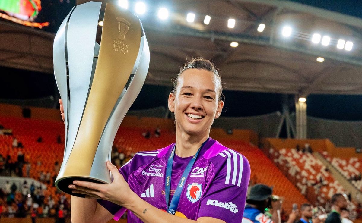 Agiganta su leyenda: Christiane Endler vuelve a ser campeona en Francia y suma 18° título