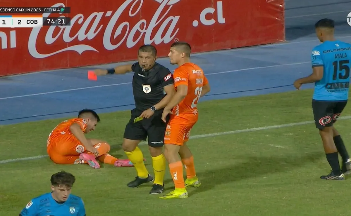 Árbitro se disculpa en Instagram por polémico cobro contra Cobreloa Árbitro se disculpa en Instagram por polémico cobro contra Cobreloa