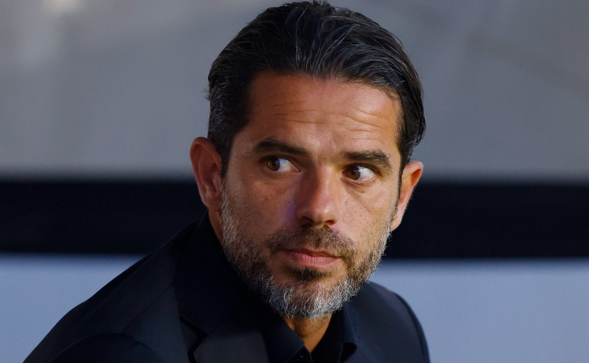 U de Chile tiene “acuerdo de palabra” para que Fernando Gago sea su próximo DT