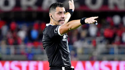 Cristián Garay provoca polémica de proporciones en Arabia Saudita.