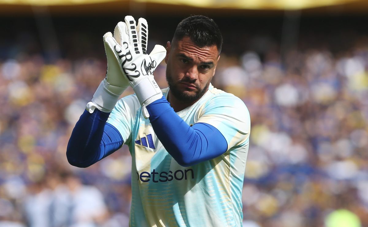 Lo quiso Colo Colo y perdió el puesto con Brayan Cortés: Chiquito Romero toma radical decisión en el fútbol