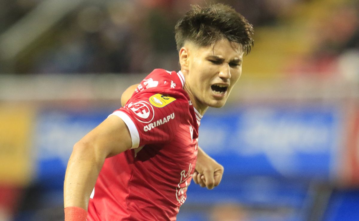 Fue seleccionado a la Roja Sub 20, su fallecido padre brilló en Chile y celebra otro gol por Ñublense: “Un cabezazo paraguayo”
