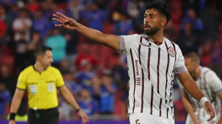 Lucas Alarcón es un indiscutido en la defensa de Deportes La Serena. Le anotó un gol espectacular a Ñublense.
