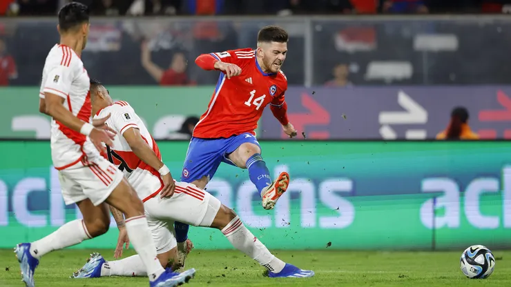 Felipe Méndez no fue considerado en la Roja.