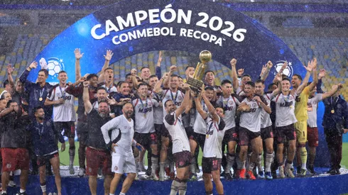 Matías Sepúlveda fue campeón de Recopa Sudamericana con Lanús, pero igual quedó fuera de la nómina de Chile.
