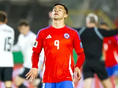 Delantero sin goles: el curioso caso de Alexander Aravena en Chile