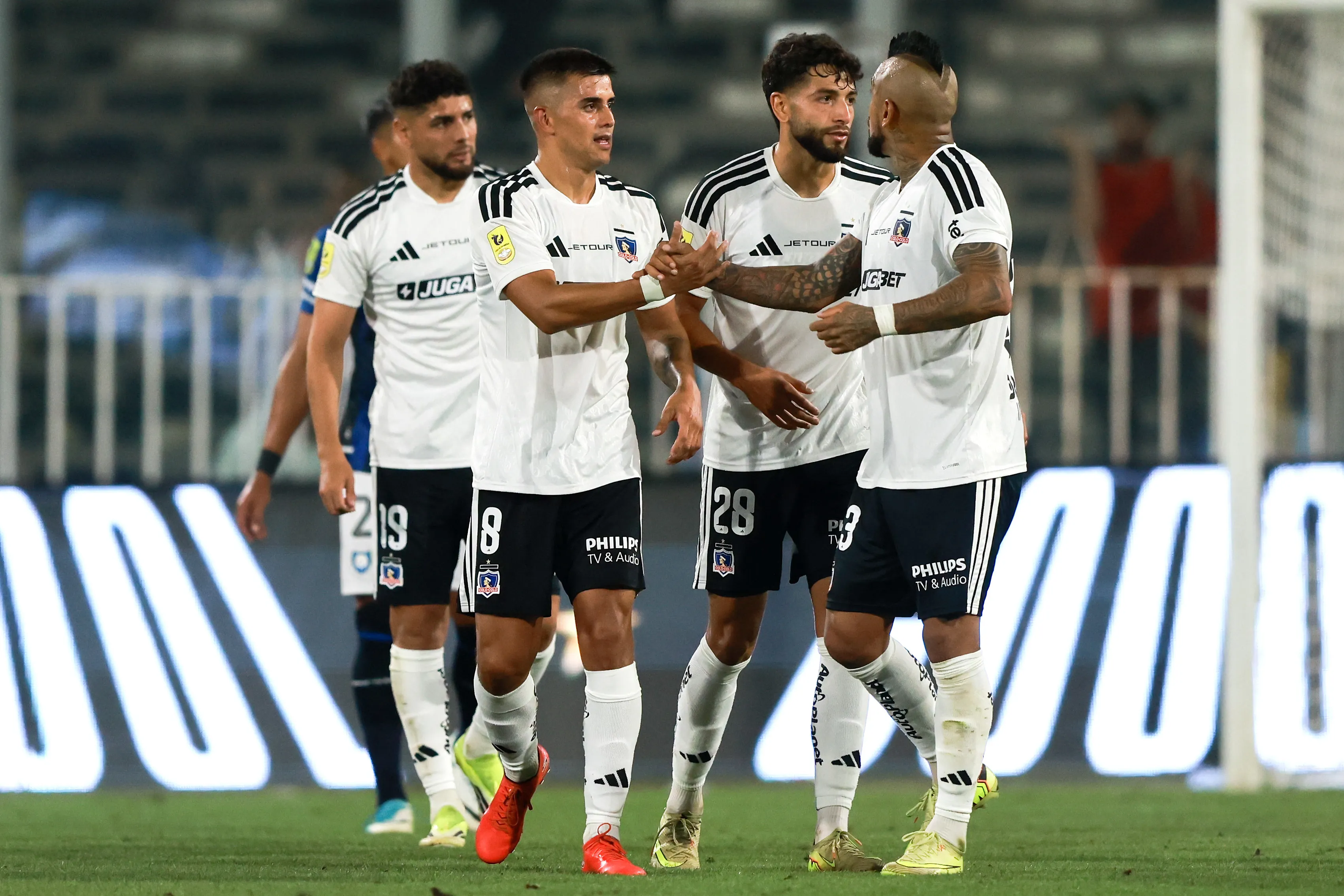 Álvaro Madrid encaminó la victoria de Colo Colo ante Huachipato. Foto: Felipe Zanca/Photosport