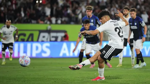 Claudio Aquino cerró la victoria de Colo Colo.