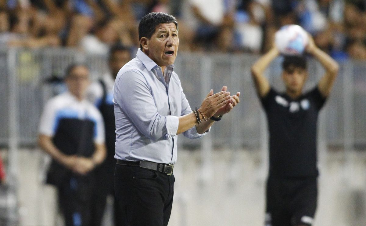 “Toma ventaja”: Jaime Vera fue más “Pillo” y alista firma en rival directo de Puerto Montt