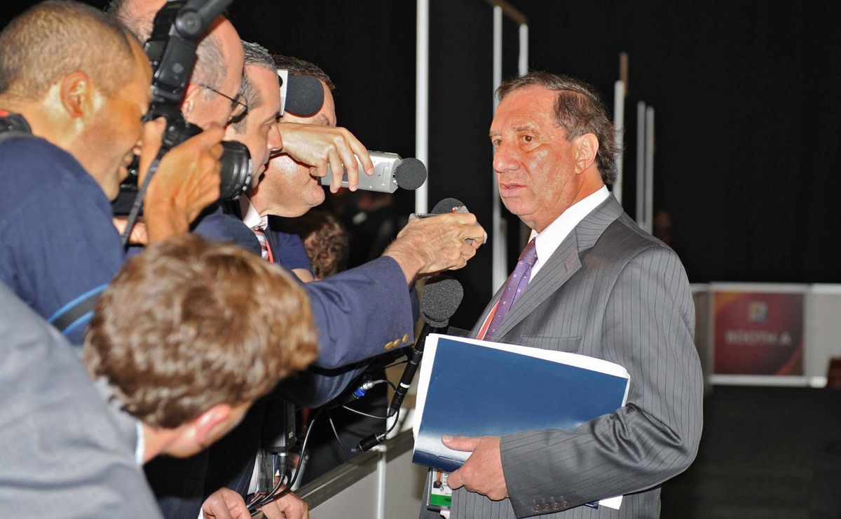 Así luce Carlos Bilardo en su cumpleaños número 88: lo festejaron tres campeones del mundo