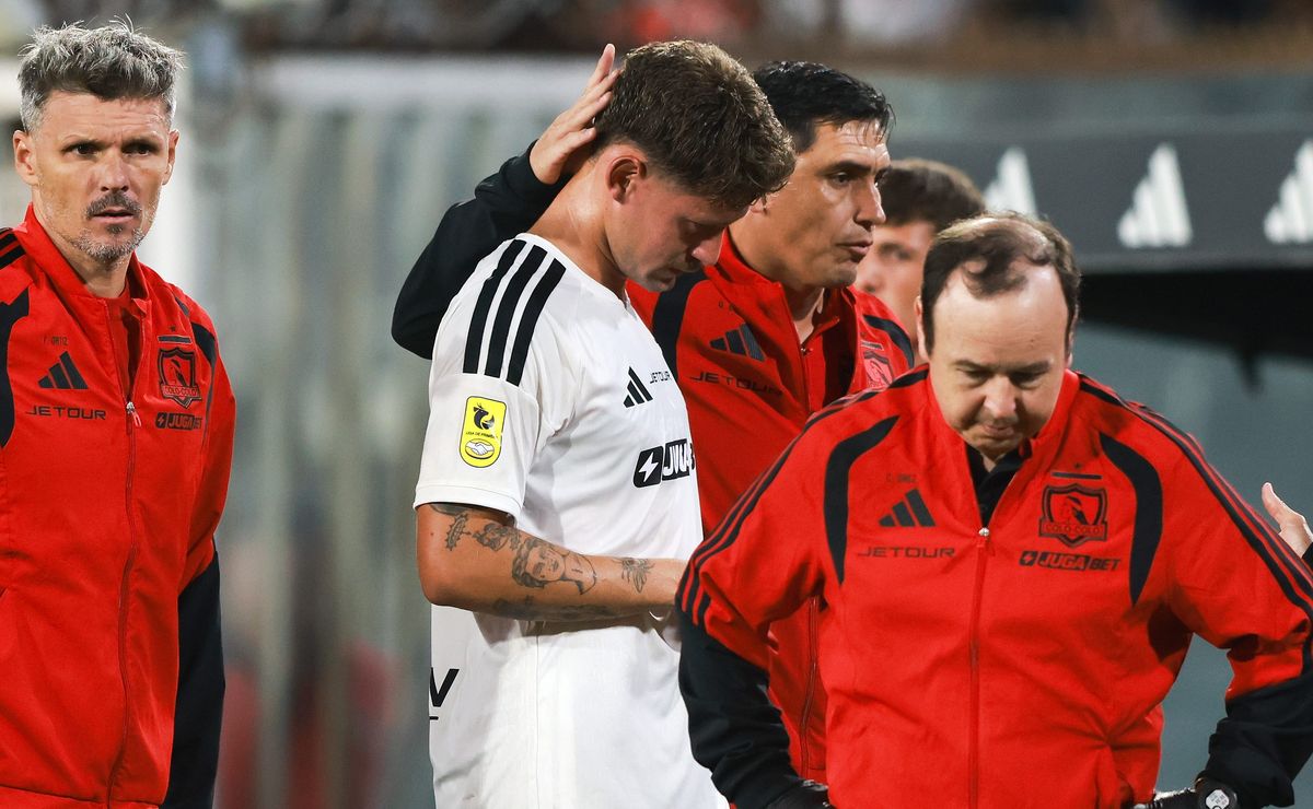 “Se hizo exámenes por…”: Joaquín Sosa tranquiliza a Colo Colo luego de salir lesionado