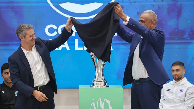 La Copa de la Liga ya salió a la luz.