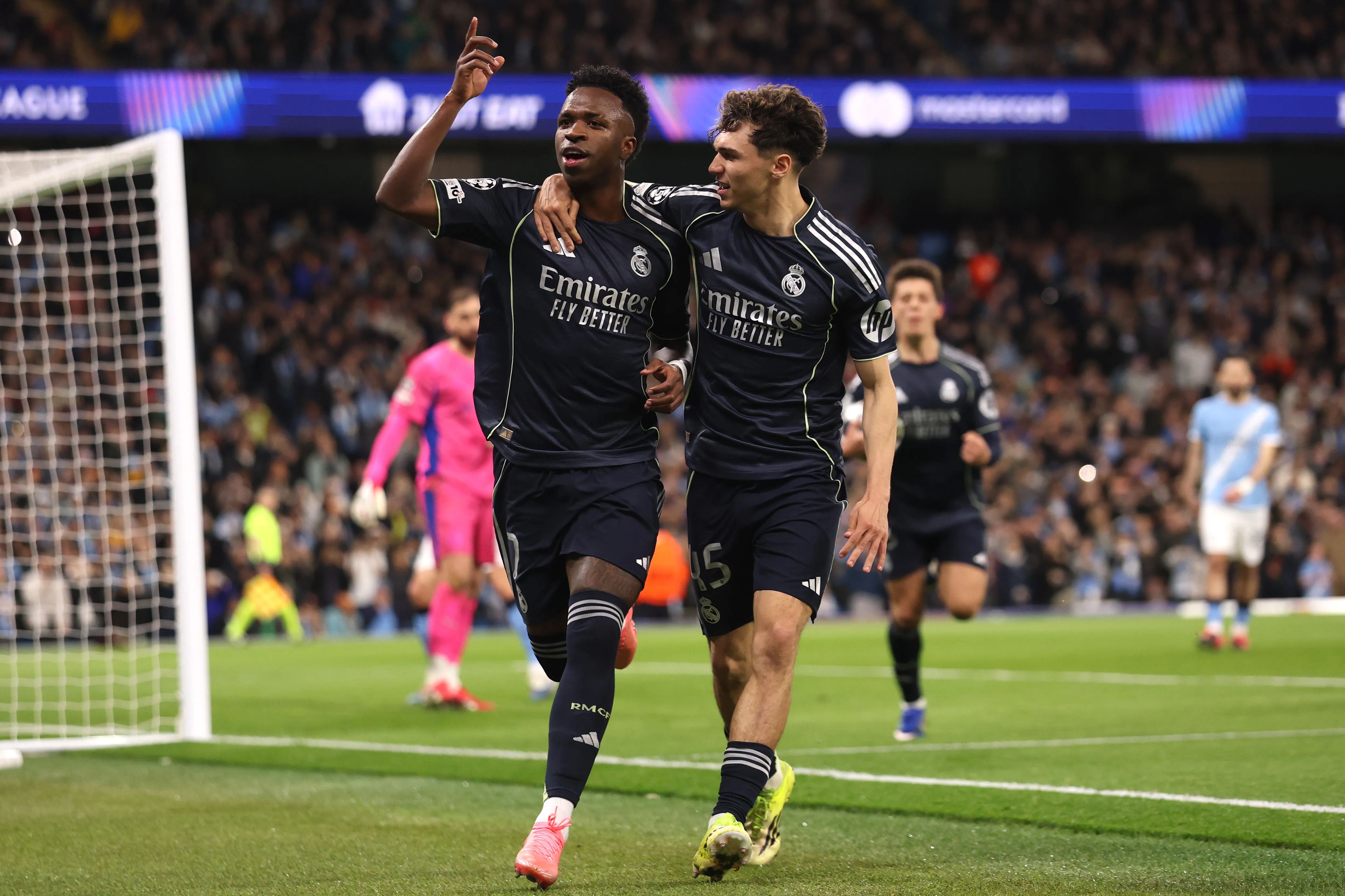 Vinícius lideró la clasificación del Real Madrid ante Manchester City en Champions League. Foto: Getty Images.