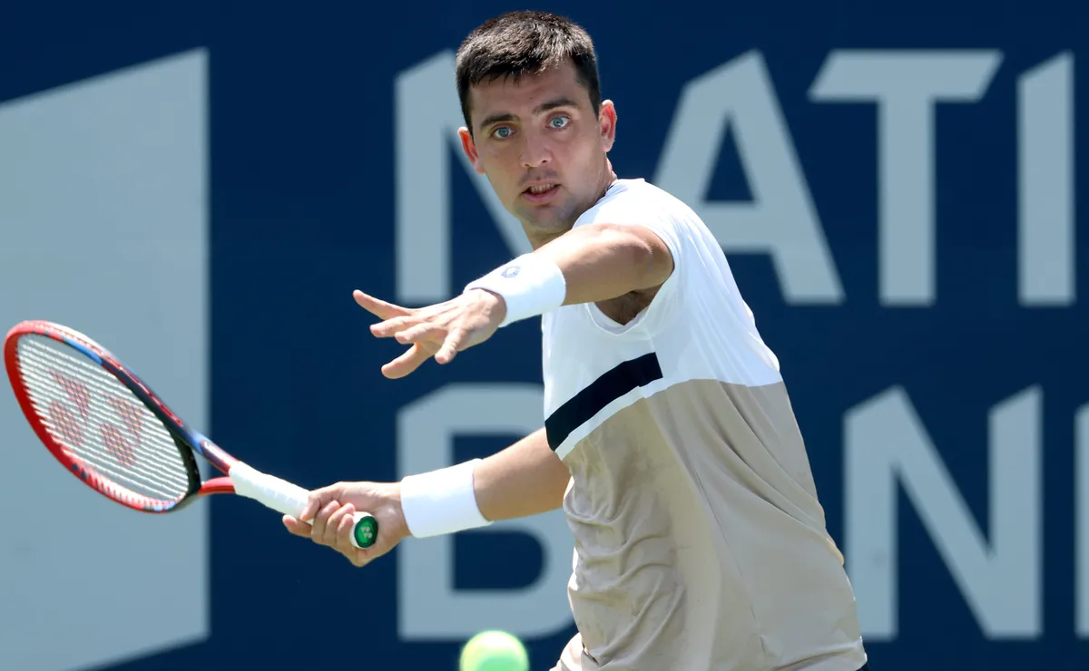 Tomás Barrios avanza al cuadro principal del Masters 1000 de Miami