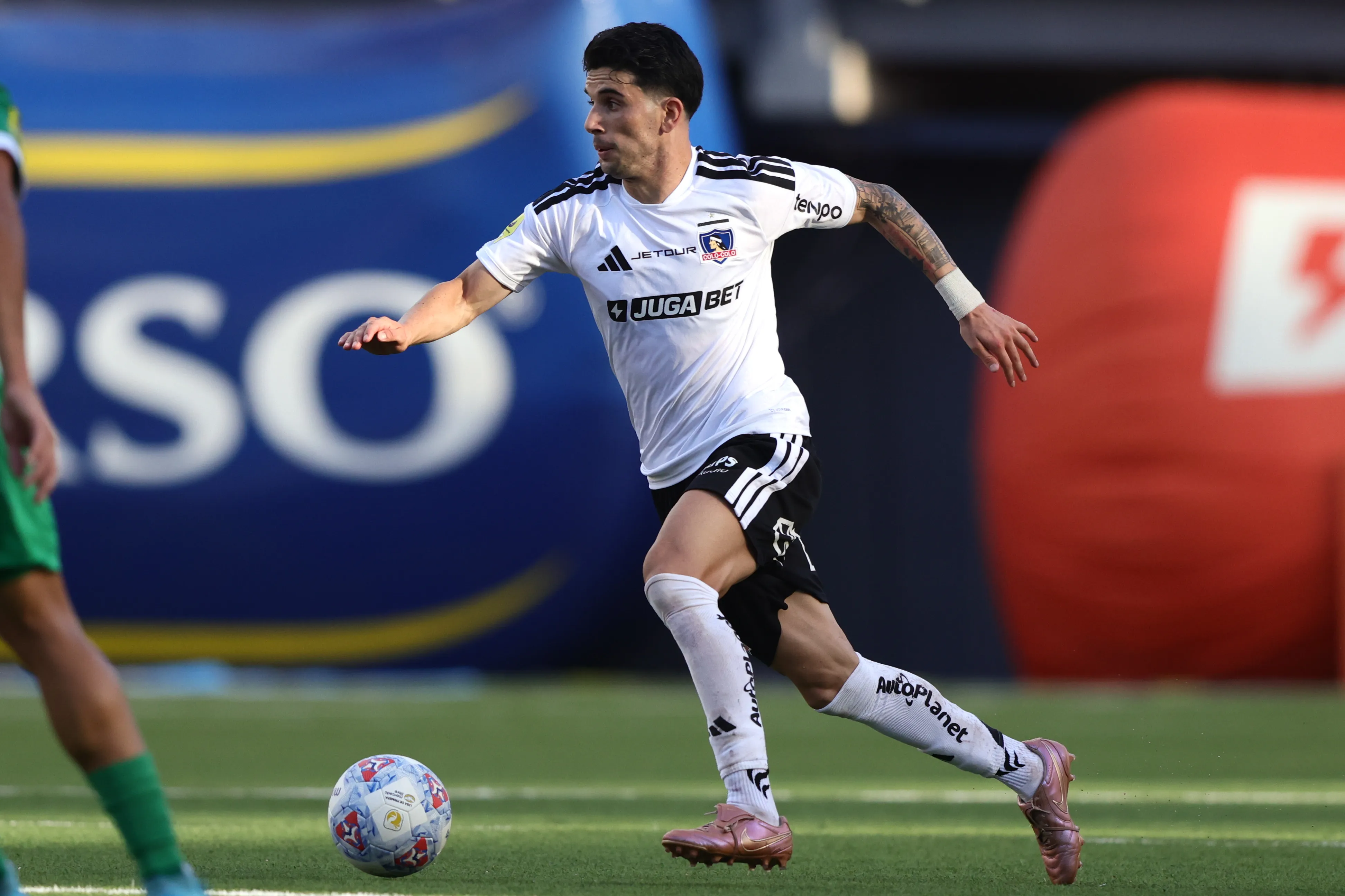 Lautaro Pastrán sueña con dar el salto a Europa, pero después de ser campeón con Colo Colo. Foto: Photosport.