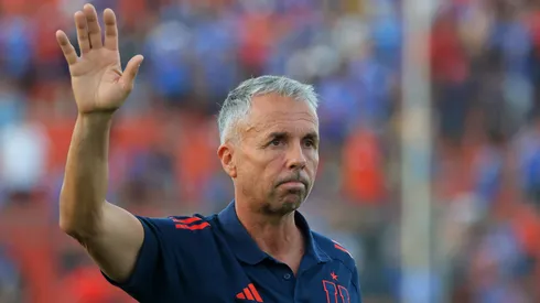 Gustavo Álvarez dirigió a Universidad de Chile, pero varios años antes tomó una decisión que él considera "un error".