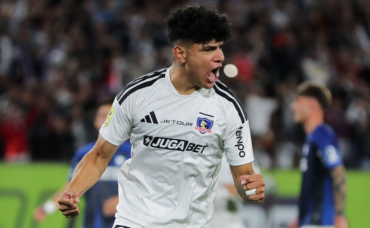 Bichi Borghi lanza especial elogio a Claudio Aquino en Colo Colo: “El diferente”